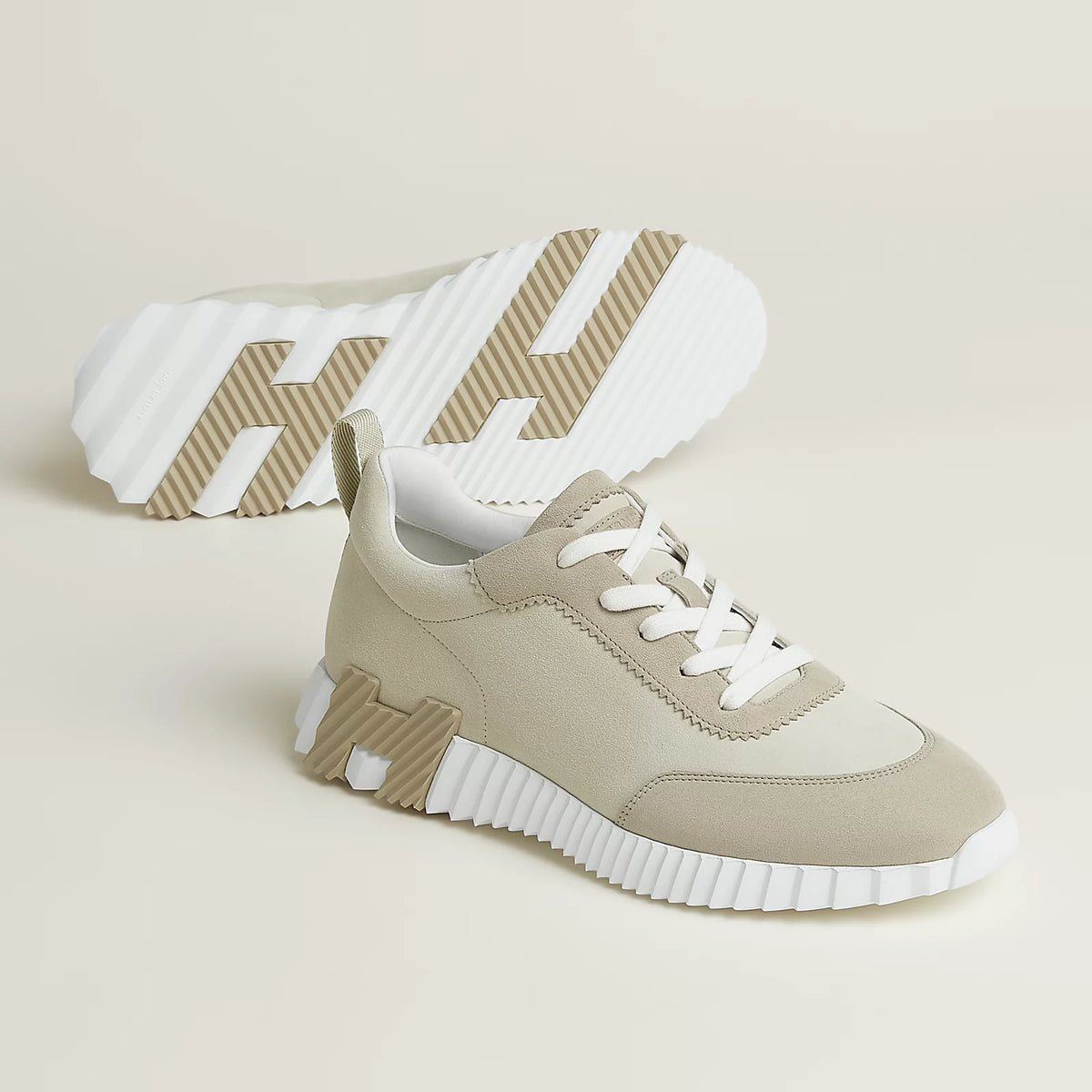 SNEAKERS BOUCING