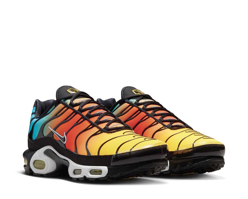 NIKE AIR MAX PLUS "TROPICAL GRADIENT"