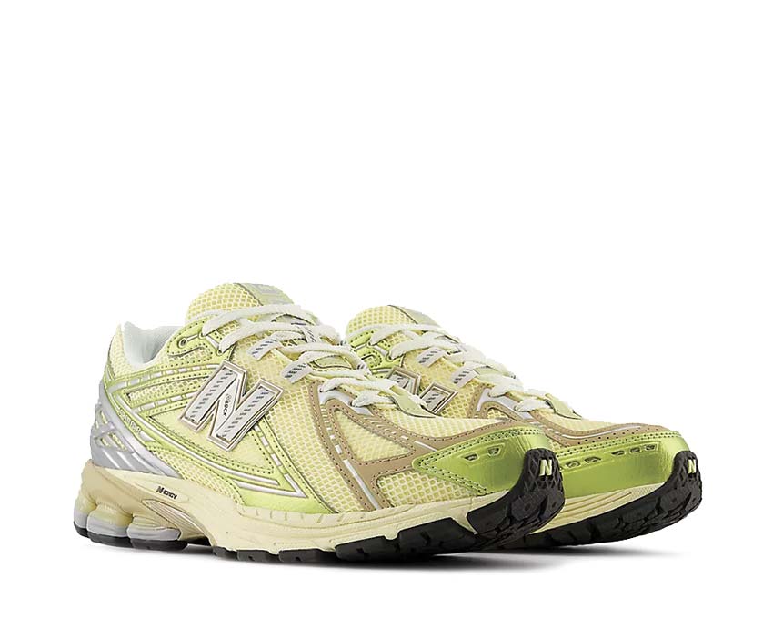 NEW BALANCE 1906R "YELLOW PARCHMENT"