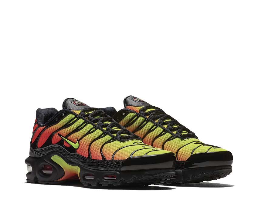 NIKE AIR MAX PLUS W "SOLAR RED"