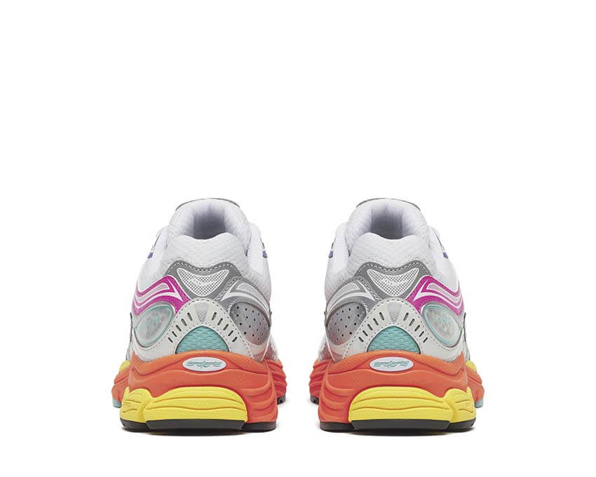 Saucony ProGrid Omni 9