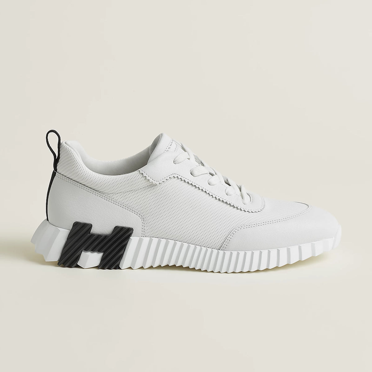 SNEAKERS BOUCING