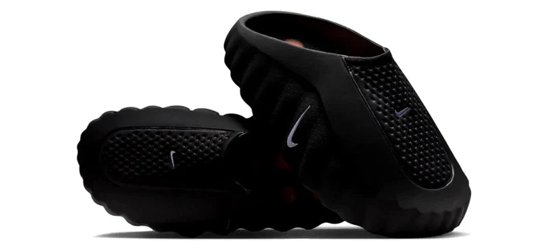 Black/Nike Mind 001